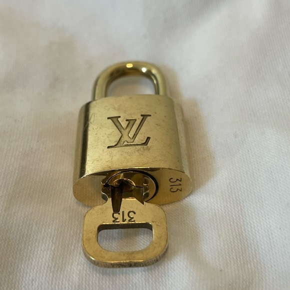 Louis Vuitton Lock and Key #313 - Picture 1 of 6